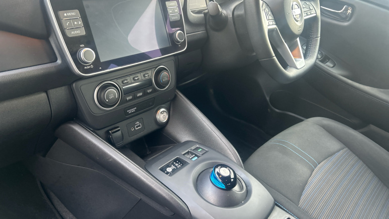 Nissan LEAF 110kW Acenta 40kWh 5dr Auto [6.6kw Charger] Electric Hatchback